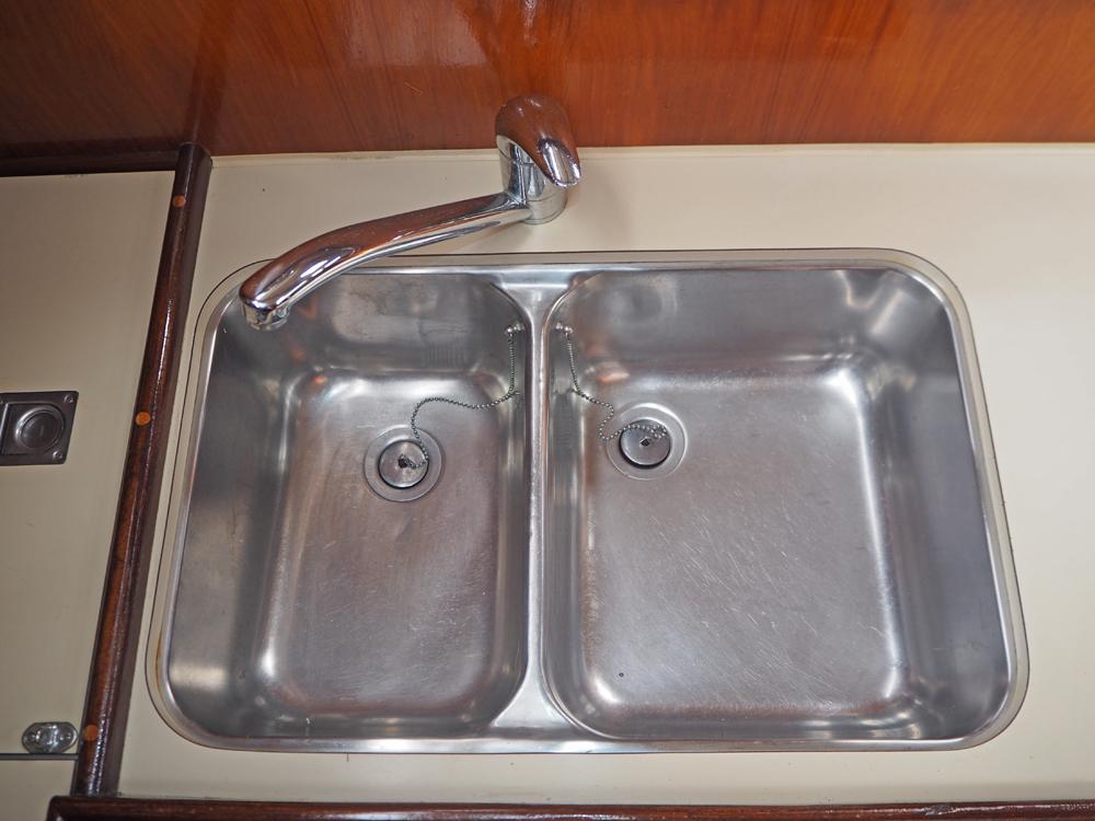 Salon, H&eacute;bergements